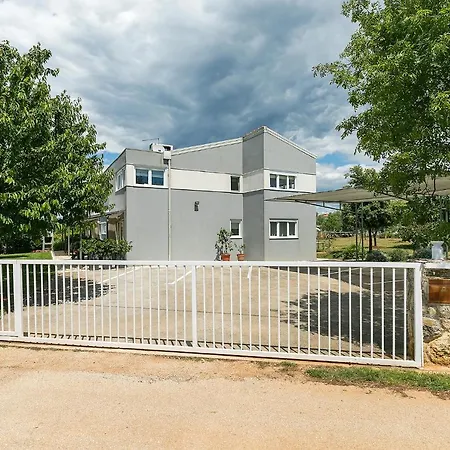 Dama Apartman *